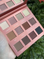 Палетка тіней Glam Up Farmasi  3