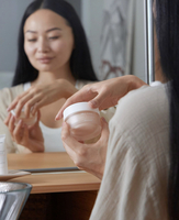 Відбілюючий крем для обличчя Dr. Tuna Farmasi Lumi Radiance SPF22 2